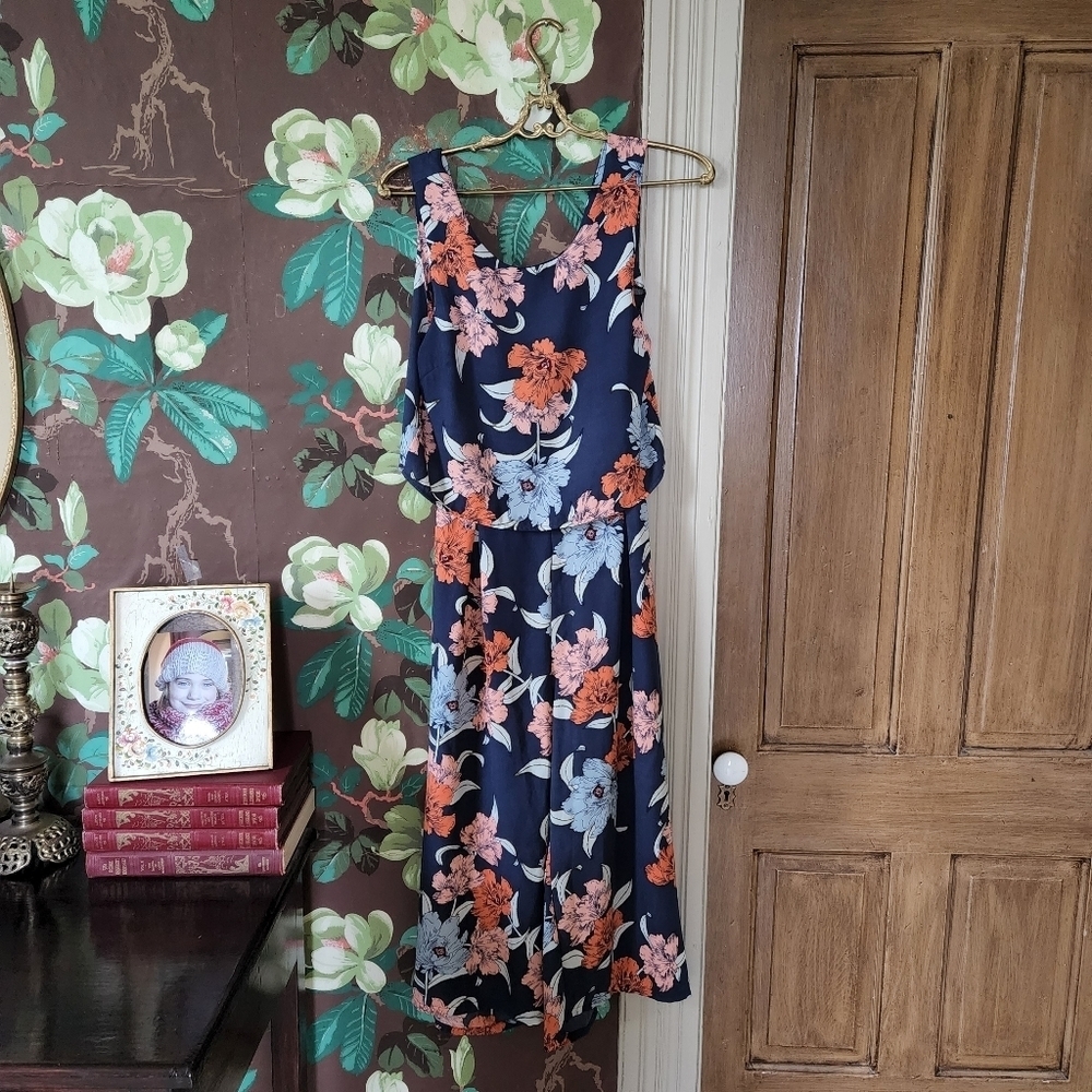 GYPSIES & MOONDUST Floral Cropped Jumpsuit Size Medium